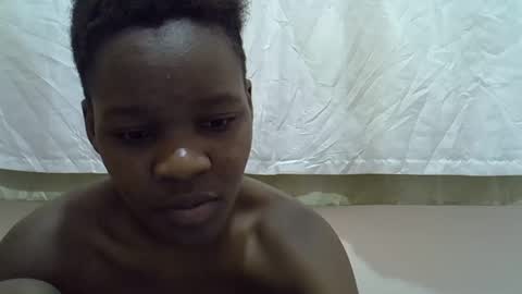 Snapshot of cute_marion chatting on 02.07.25 cute_marion online show from 02.07.25