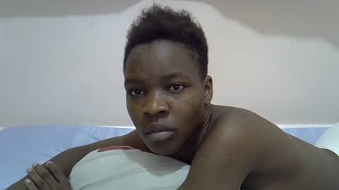 Snapshot of cute_marion chatting on 02.07.25 cute_marion online show from 02.07.25