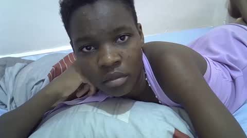 Snapshot of cute_marion chatting on 02.08.25 cute_marion online show from 02.08.25