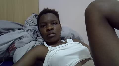 Snapshot of cute_marion chatting on 02.10.25 cute_marion online show from 02.10.25