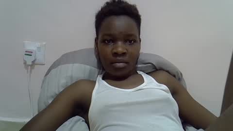 Snapshot of cute_marion chatting on 02.11.25 cute_marion online show from 02.11.25