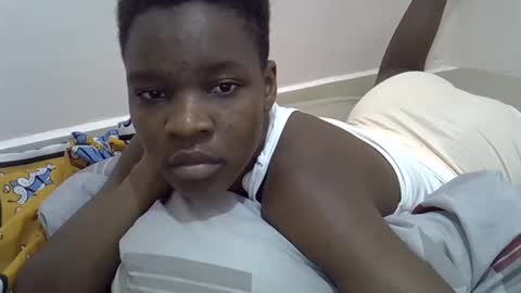 Snapshot of cute_marion chatting on 02.11.25 cute_marion online show from 02.11.25