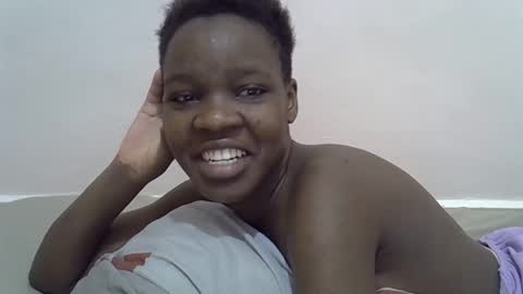 Snapshot of cute_marion chatting on 02.13.25 cute_marion online show from 02.13.25