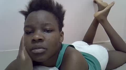 Snapshot of cute_marion chatting on 02.15.25 cute_marion online show from 02.15.25