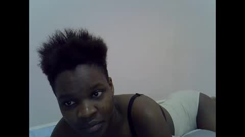 Snapshot of cute_marion chatting on 02.20.25 cute_marion online show from 02.20.25