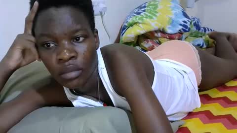 Snapshot of cute_marion chatting on 09.09.25 cute_marion online show from 09.09.25