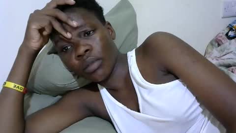 Snapshot of cute_marion chatting on 10.29.25 cute_marion online show from 10.29.25