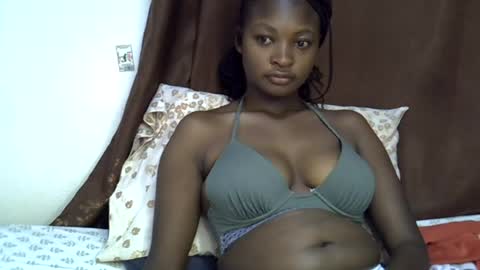 Snapshot of cute_melissa1 chatting on 06.13.26 cute_melissa1 online show from 06.13.26