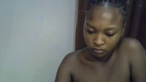 Snapshot of cute_melissa1 chatting on 06.27.26 cute_melissa1 online show from 06.27.26