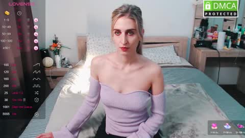 Milana online show from 10.15.25