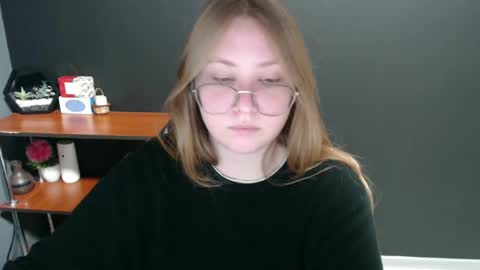 Veronica online show from 01.04.25