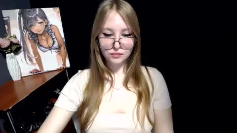 Snapshot of cute_minx chatting on 06.05.26 Veronica online show from 06.05.26