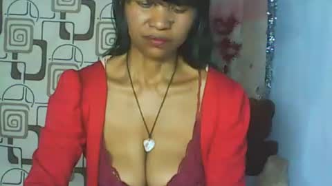 Snapshot of cute_moll chatting on 05.05.26 murielle online show from 05.05.26