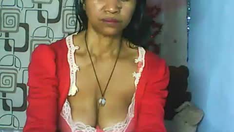 Snapshot of cute_moll chatting on 05.24.26 murielle online show from 05.24.26