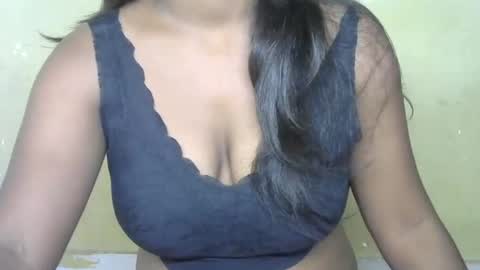 Snapshot of cute_payalji chatting on 10.20.25 alia online show from 10.20.25