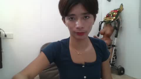Snapshot of cute_pinay222 chatting on 10.21.25 FIONA online show from 10.21.25