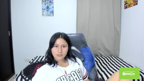 Snapshot of cute_rouss chatting on 10.10.25 ROUSS online show from 10.10.25