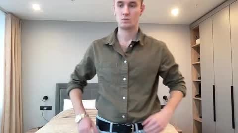 cute_skywalker online show from 11.08.25