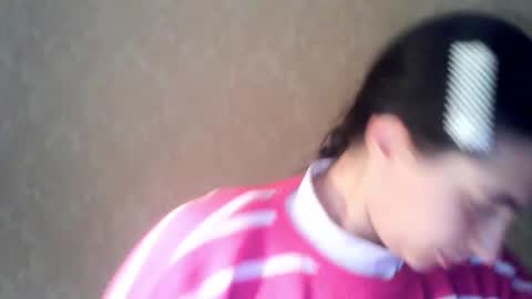 Snapshot of cute_strawberry_ chatting on 10.10.25 cute_strawberry_ online show from 10.10.25