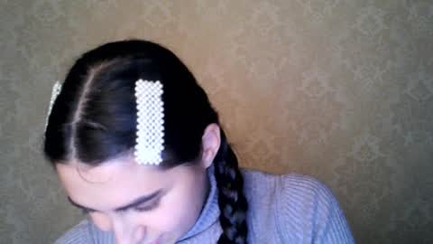 Snapshot of cute_strawberry_ chatting on 10.21.25 cute_strawberry_ online show from 10.21.25