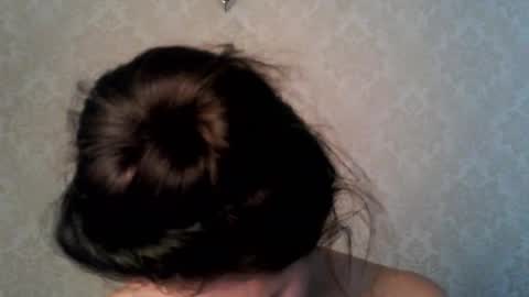 Snapshot of cute_strawberry_ chatting on 10.27.25 cute_strawberry_ online show from 10.27.25