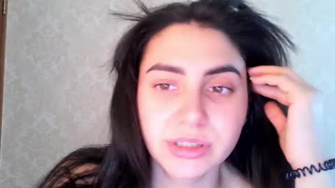 Snapshot of cute_strawberry_ chatting on 10.29.25 cute_strawberry_ online show from 10.29.25