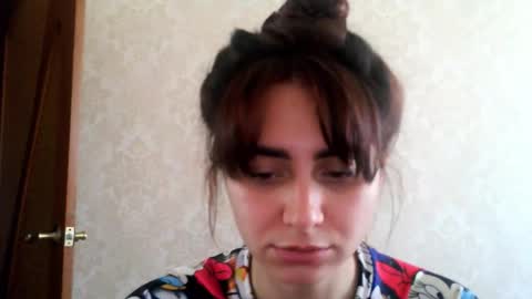 Snapshot of cute_strawberry_ chatting on 10.30.25 cute_strawberry_ online show from 10.30.25