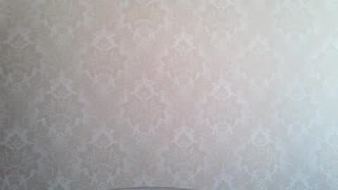 Snapshot of cute_strawberry_ chatting on 11.01.25 cute_strawberry_ online show from 11.01.25