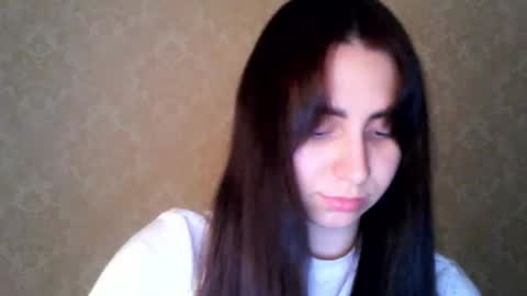 Snapshot of cute_strawberry_ chatting on 11.15.25 cute_strawberry_ online show from 11.15.25