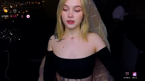 Snapshot of cute_summer_breathe chatting on 10.23.25 Sue online show from 10.23.25