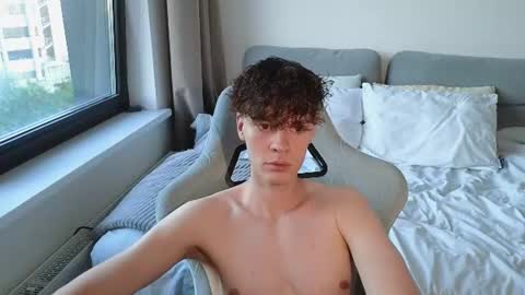 Snapshot of cute_thomas chatting on 06.16.26 Thomas - online show from 06.16.26