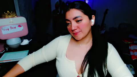 Snapshot of cuteambervi chatting on 02.06.25 Princess Amber online show from 02.06.25