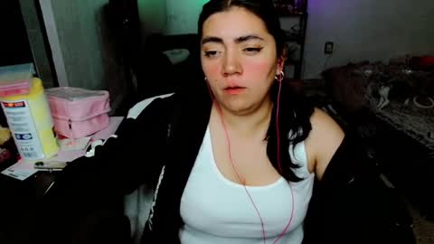 Snapshot of cuteambervi chatting on 09.17.25 Princess Amber online show from 09.17.25