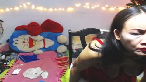 Snapshot of cuteandsexyone chatting on 12.31.24 CuteAndSexyOne Na and Brian online show from 12.31.24