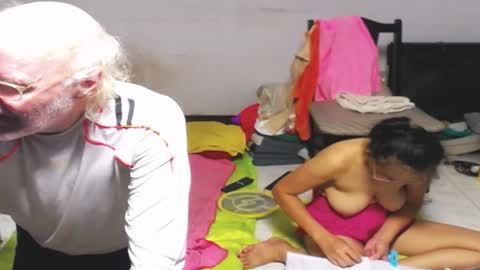 Snapshot of cuteandsexyone chatting on 01.26.25 CuteAndSexyOne Na and Brian online show from 01.26.25