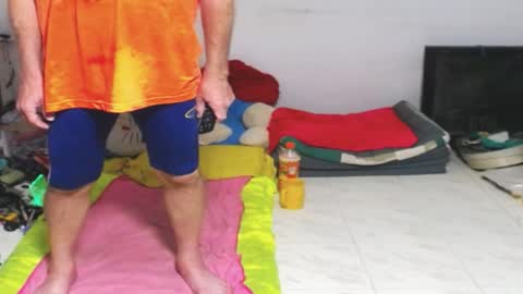 Snapshot of cuteandsexyone chatting on 01.29.25 CuteAndSexyOne Na and Brian online show from 01.29.25