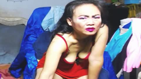 Snapshot of cuteandsexyone chatting on 09.12.25 CuteAndSexyOne Na and Brian online show from 09.12.25