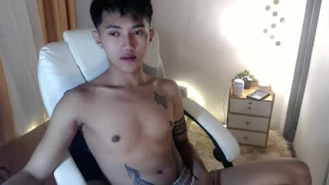 Snapshot of cuteasiancock98 chatting on 02.02.25 Steph online show from 02.02.25