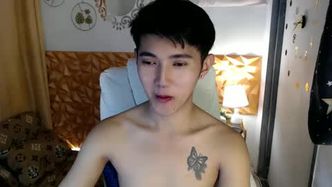 Snapshot of cuteasiancock98 chatting on 02.20.25 Steph online show from 02.20.25
