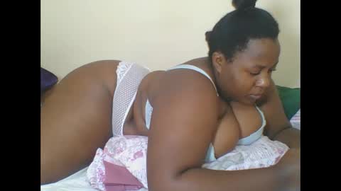 Snapshot of cuteaurel chatting on 02.08.26 AURELIA online show from 02.08.26