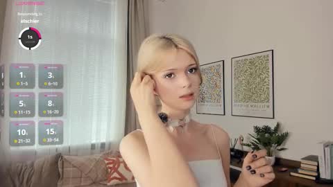 Snapshot of cutebrutality chatting on 11.02.25 Alice online show from 11.02.25