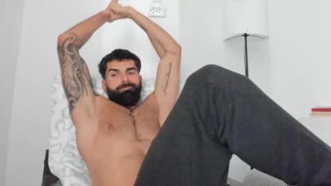 cuteeboy online show from 11.26.25