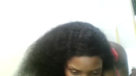 cuteface_lips online show from 09.25.25