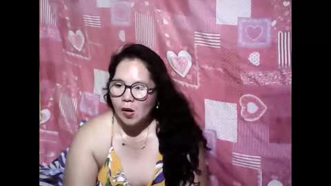 Snapshot of cutehornymom chatting on 05.21.26 cutehornymom online show from 05.21.26