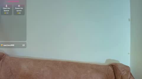 Snapshot of cutejess45 chatting on 10.31.25 tell me jess online show from 10.31.25