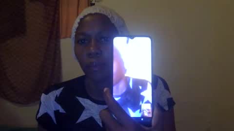 Snapshot of cutemir chatting on 11.16.25 cutemir online show from 11.16.25