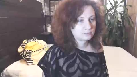 Snapshot of cutemoan chatting on 01.29.25 Rita online show from 01.29.25