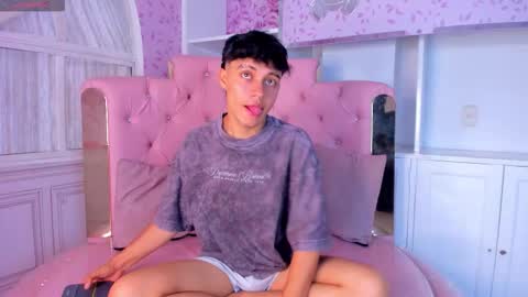 cutenaked_ online show from 03.11.26