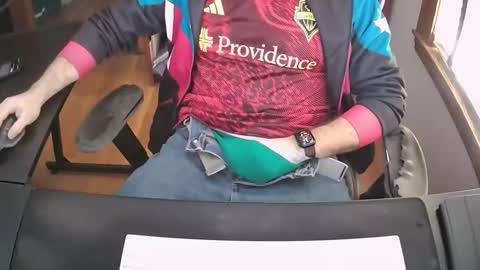 cutenerd15 online show from 11.18.25