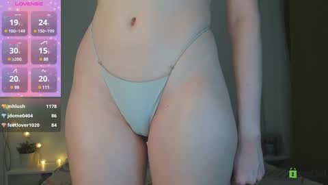 cutenessnicole online show from 01.21.25